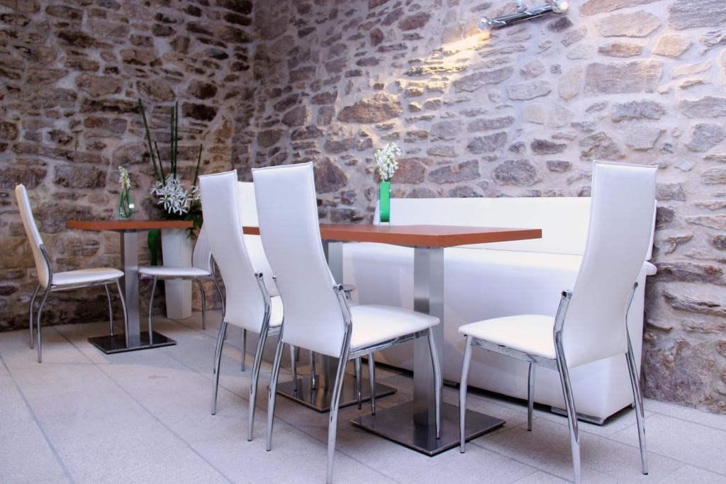 Hotel Montenegro Compostela سانتياغو دي كومبوستيلا المظهر الخارجي الصورة